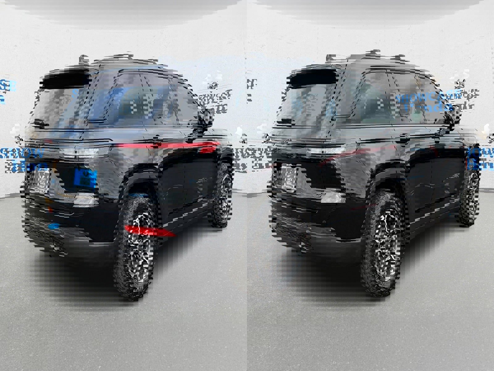 Used 2022 Jeep Grand Cherokee Trailhawk w/ Advanced Protech Group II image 7