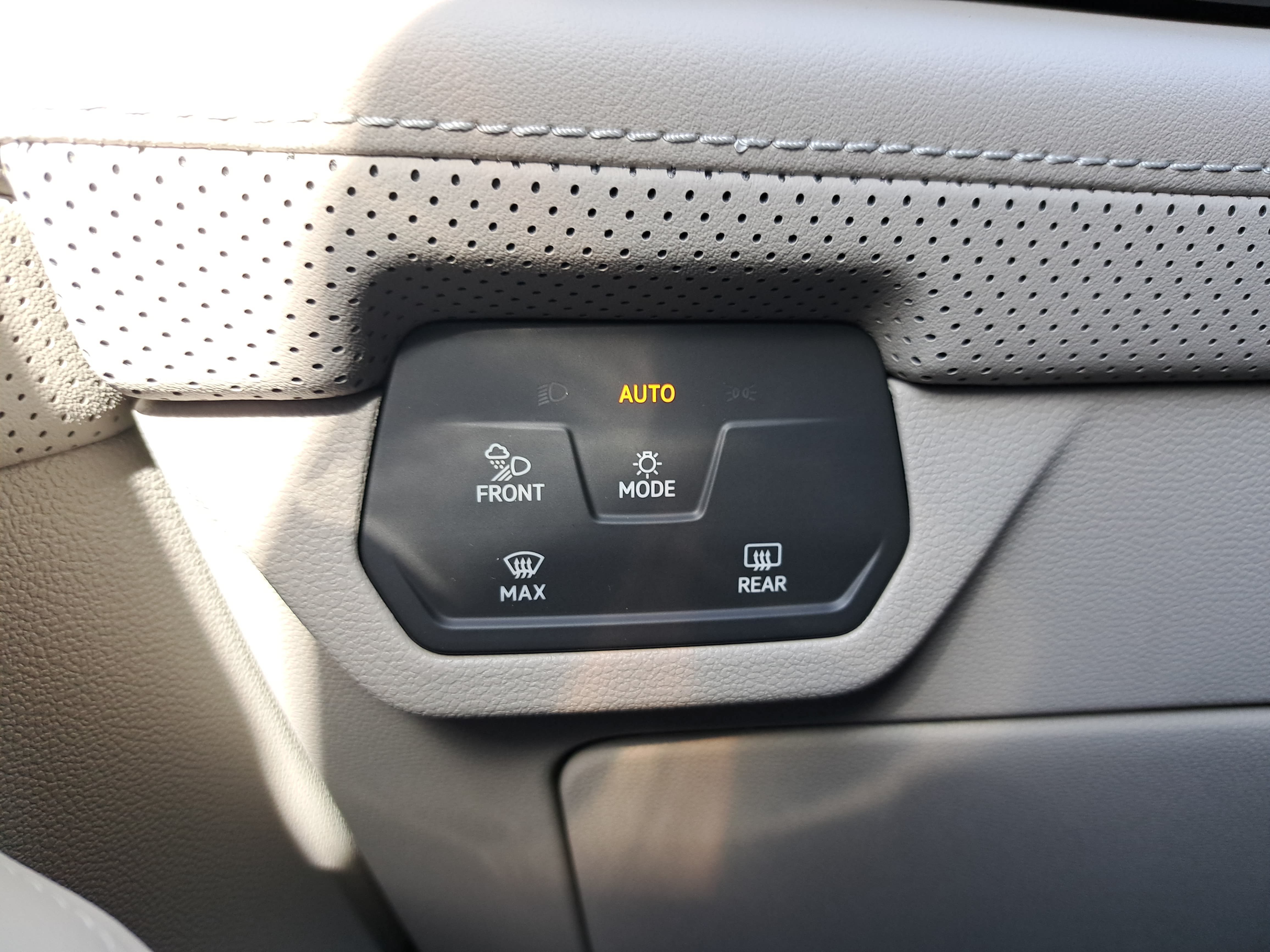 New 2026 Volkswagen Atlas SE AWD/4WD image 27