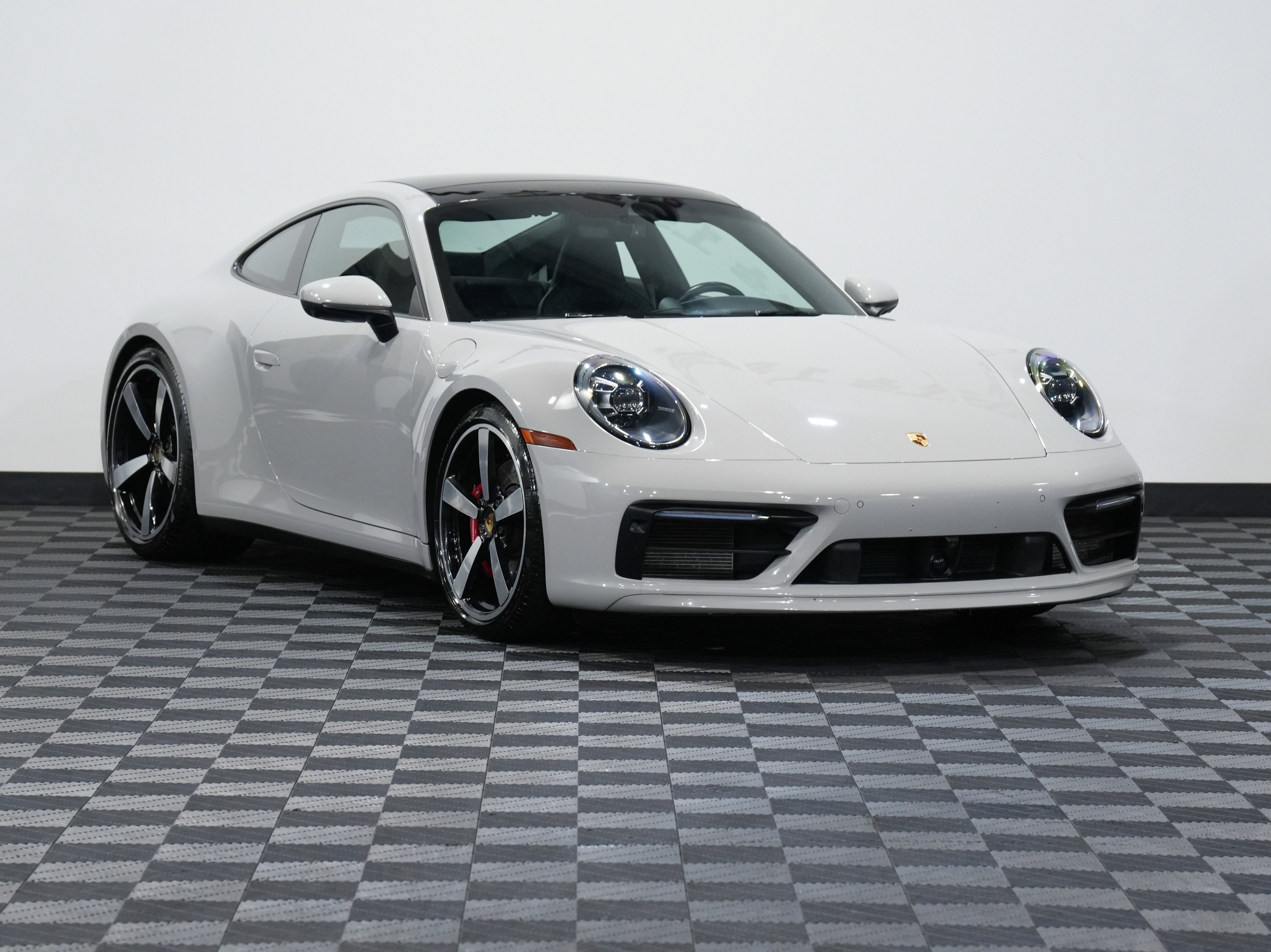 Used 2020 Porsche 911 Carrera 4S image 5