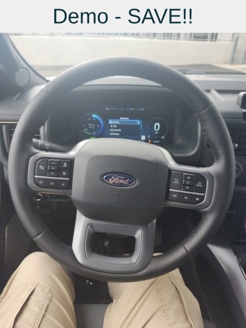 New 2025 Ford F150 Lightning Lariat image 54