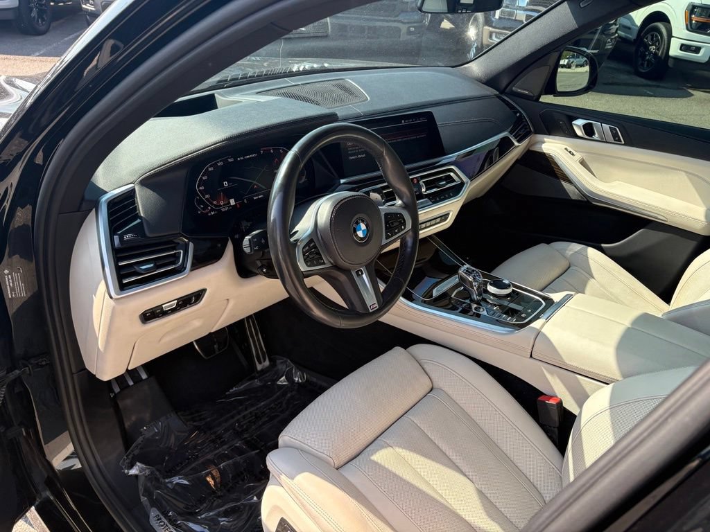Used 2021 BMW X5 M50i w/ Executive Package AWD/4WD image 12