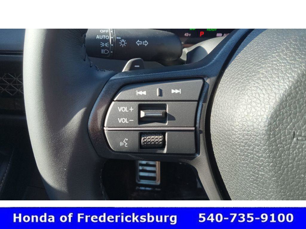 Certified 2025 Honda Accord Sport image 13