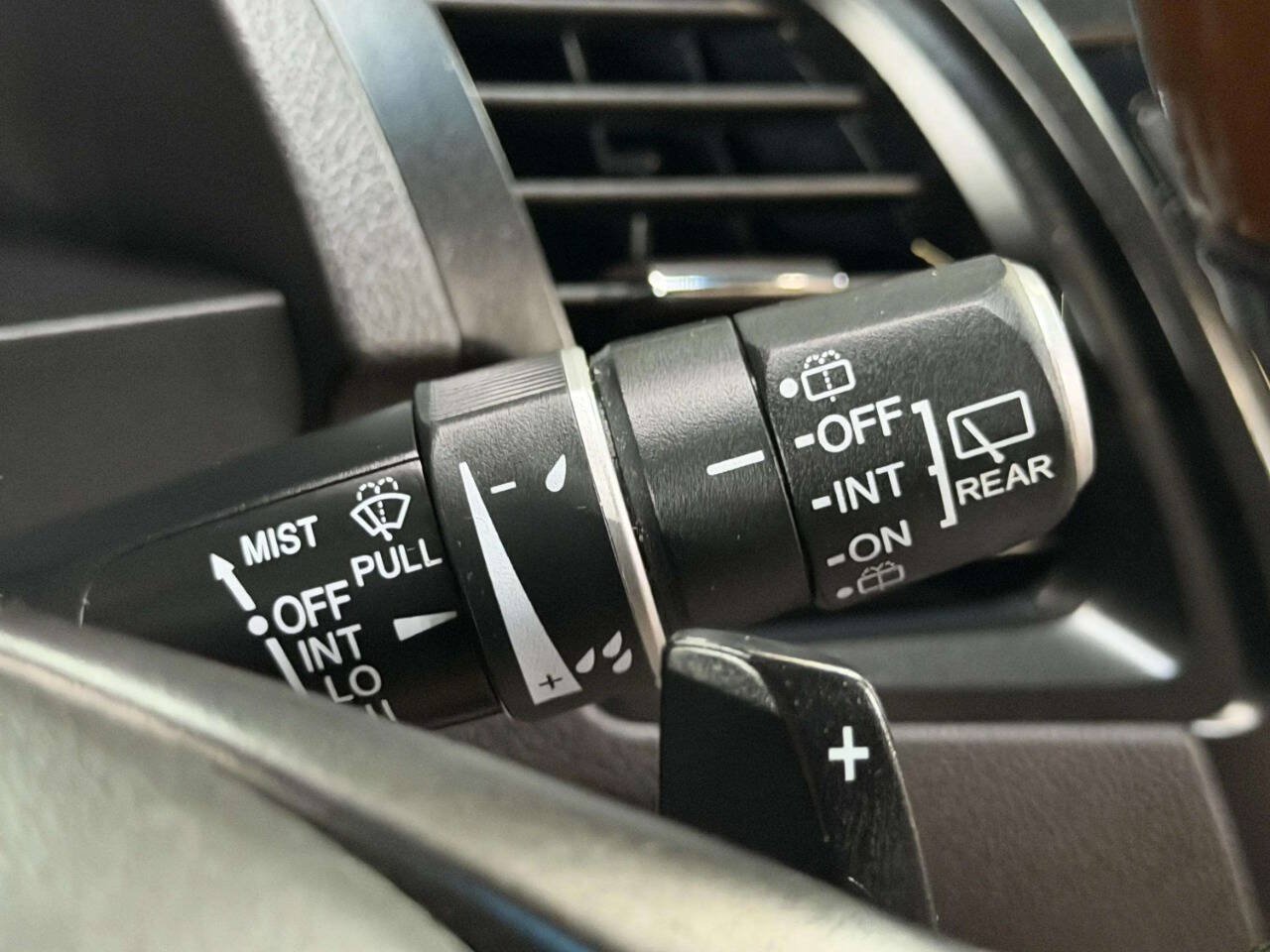 Used 2014 Acura RDX w/ Technology Package AWD/4WD image 35