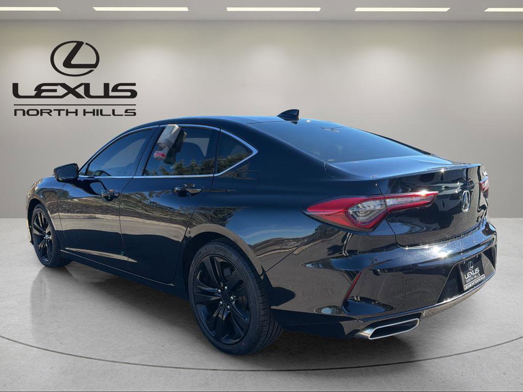 Used 2023 Acura TLX w/ Technology Package image 8