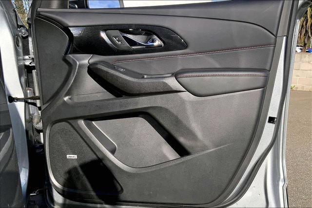 Used 2023 Chevrolet Traverse RS AWD/4WD image 24