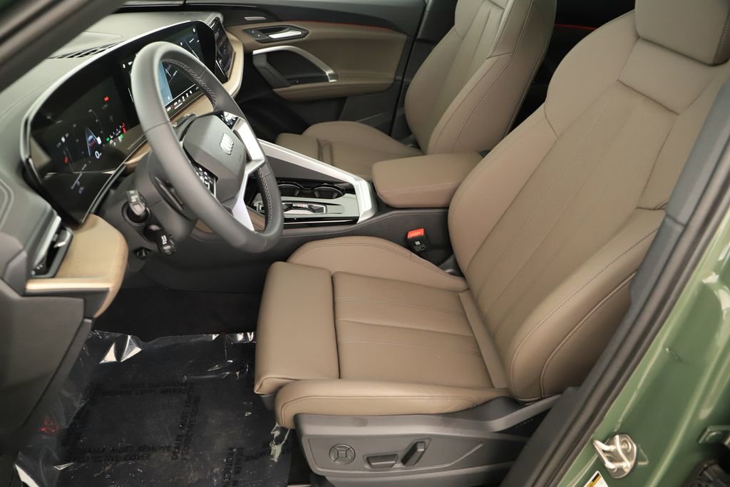 New 2025 Audi Q5 Prestige image 24