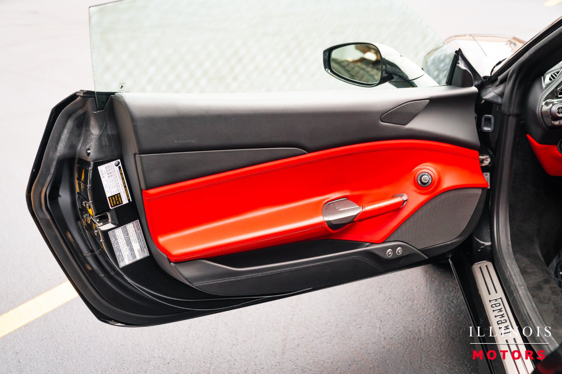 Used 2019 Ferrari 488 Spider RWD image 19