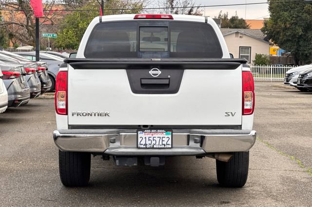 Used 2017 Nissan Frontier SV image 5