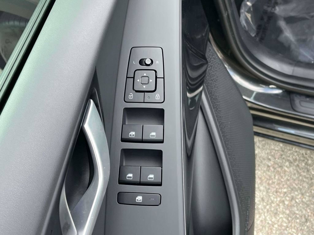 Certified 2025 Kia Niro EX FWD image 15