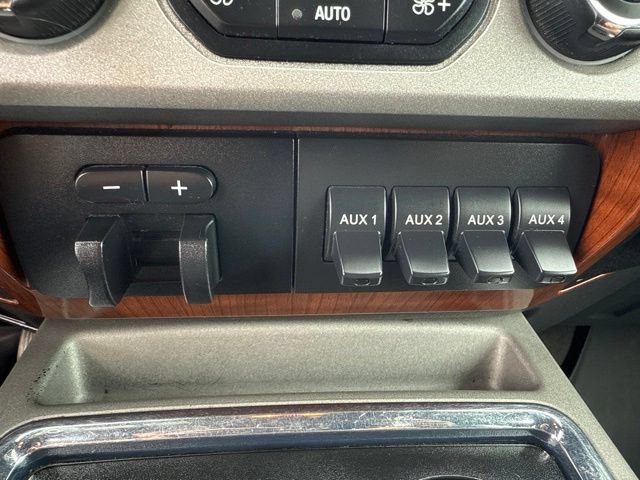 Used 2015 Ford F350 King Ranch w/ FX4 Off-Road Package AWD/4WD image 10