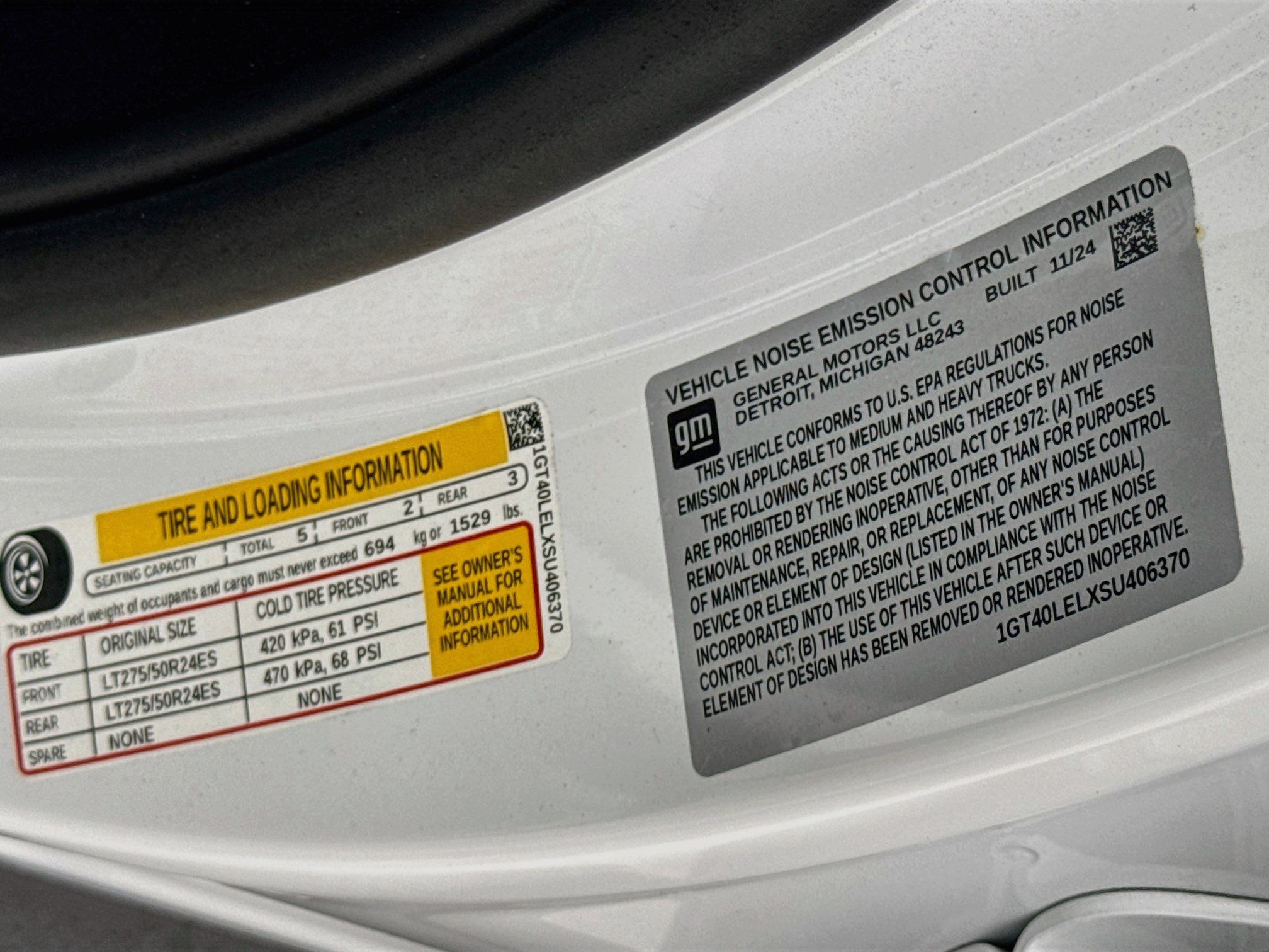 Used 2025 GMC Sierra EV Denali AWD/4WD image 35