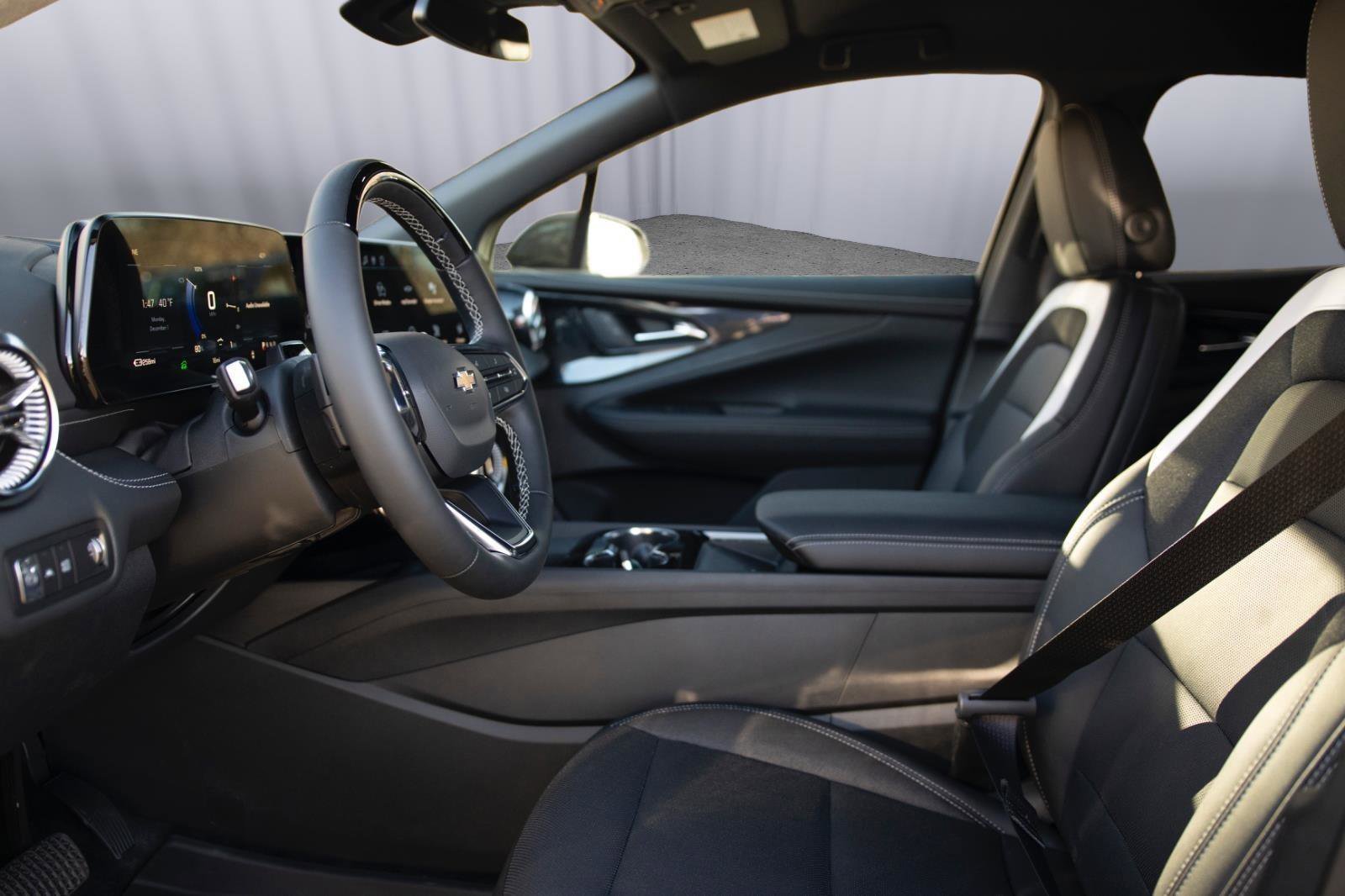 New 2026 Chevrolet Blazer EV LT image 11