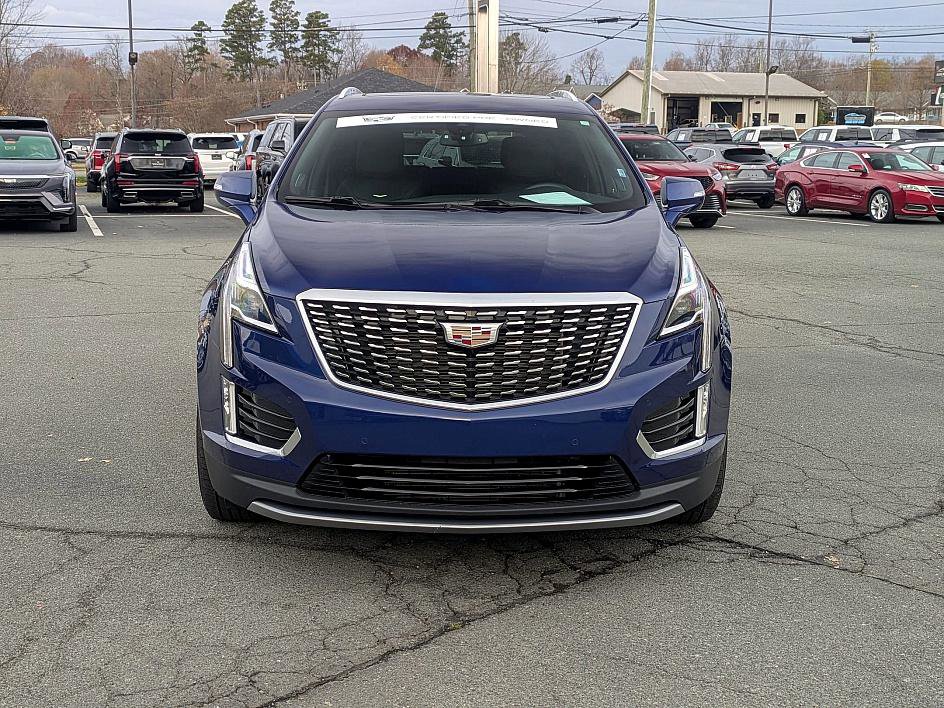 Certified 2025 Cadillac XT5 Premium Luxury image 2