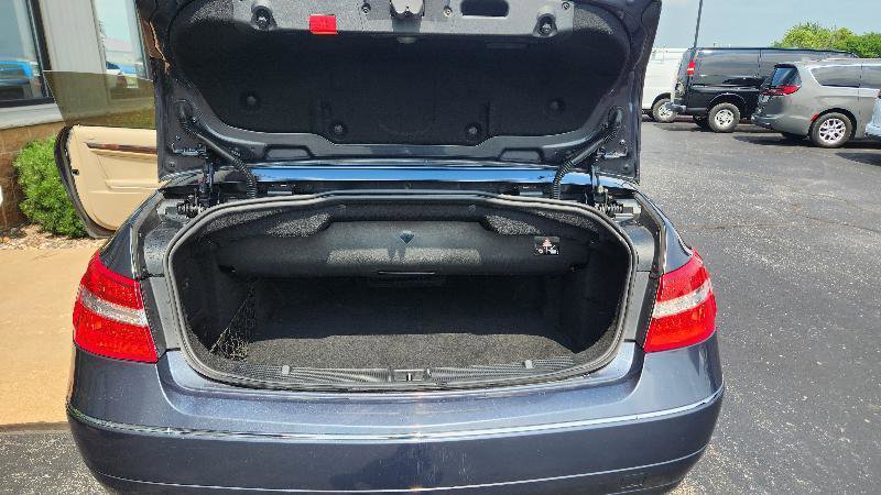 Used 2011 Mercedes-Benz E 350 Cabriolet image 10