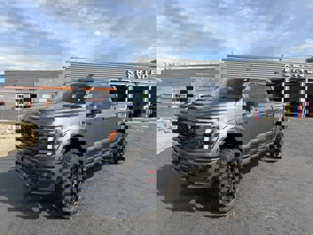 New 2025 Ford F150 Lariat w/ Equipment Group 501A Mid