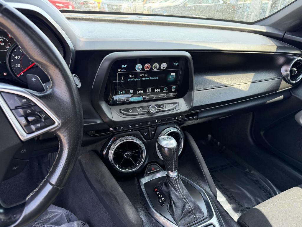 Used 2018 Chevrolet Camaro SS RWD image 19