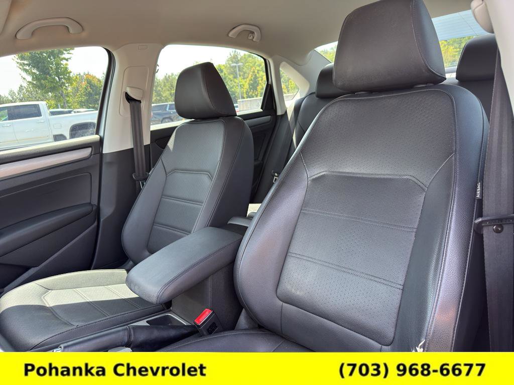 Used 2014 Volkswagen Passat 1.8T SE FWD image 21