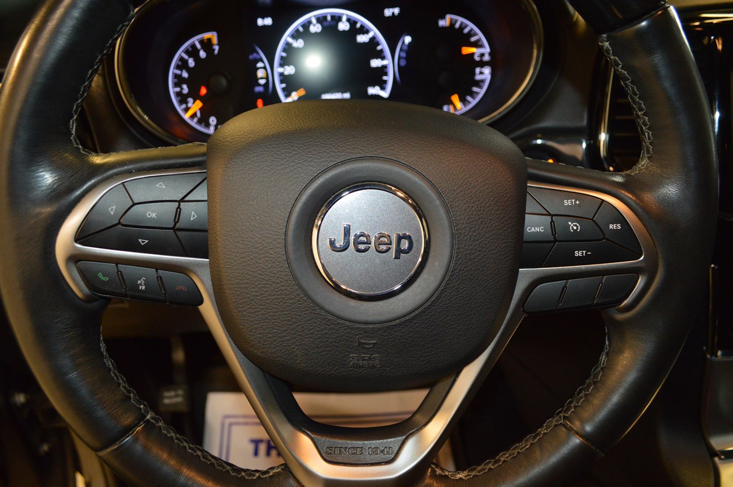 Used 2019 Jeep Grand Cherokee Overland image 18