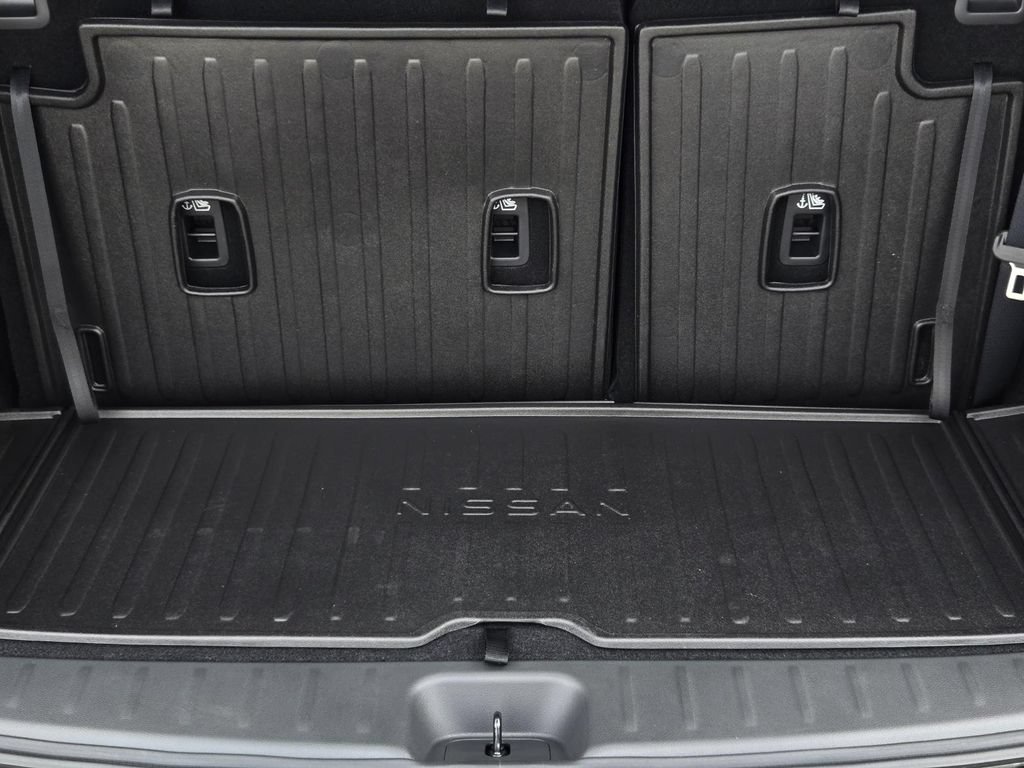 New 2026 Nissan Pathfinder SV FWD image 9