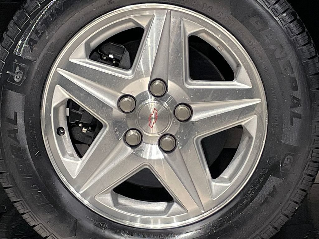 Used 2001 Chevrolet Monte Carlo SS w/ High Sport Appearance Pkg FWD image 10