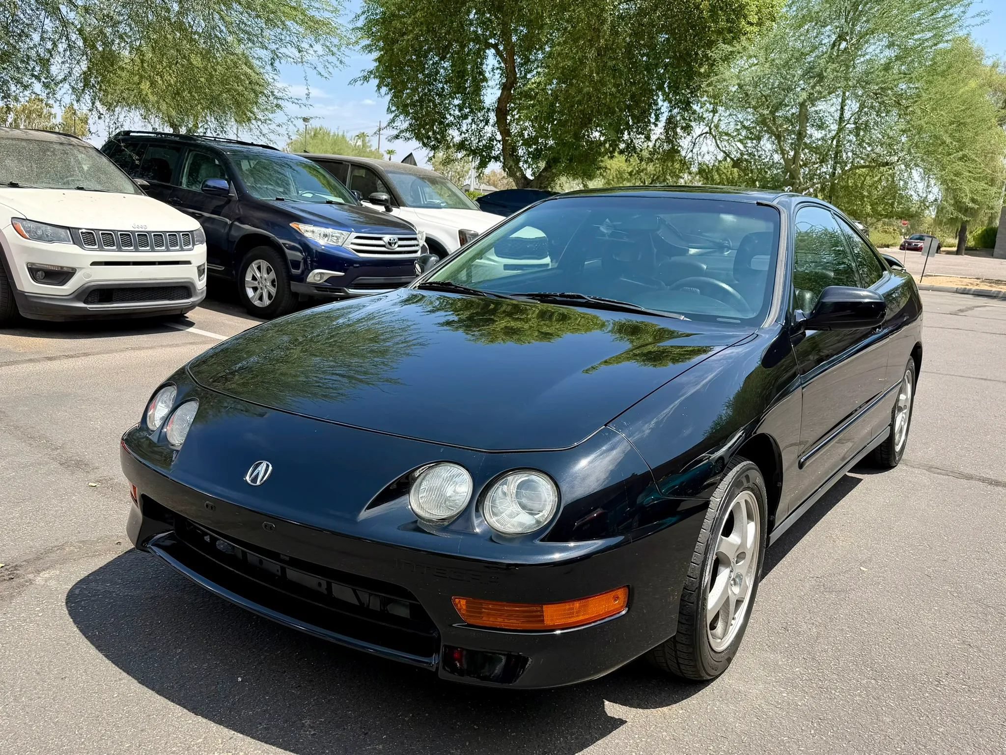 Used 1999 Acura Integra GS-R FWD image 1