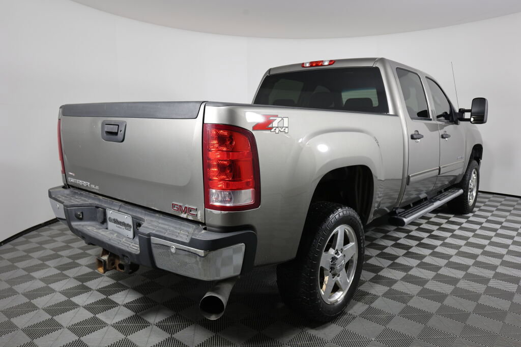 Used 2012 GMC Sierra 2500 SLE w/ SLE Preferred Package image 2