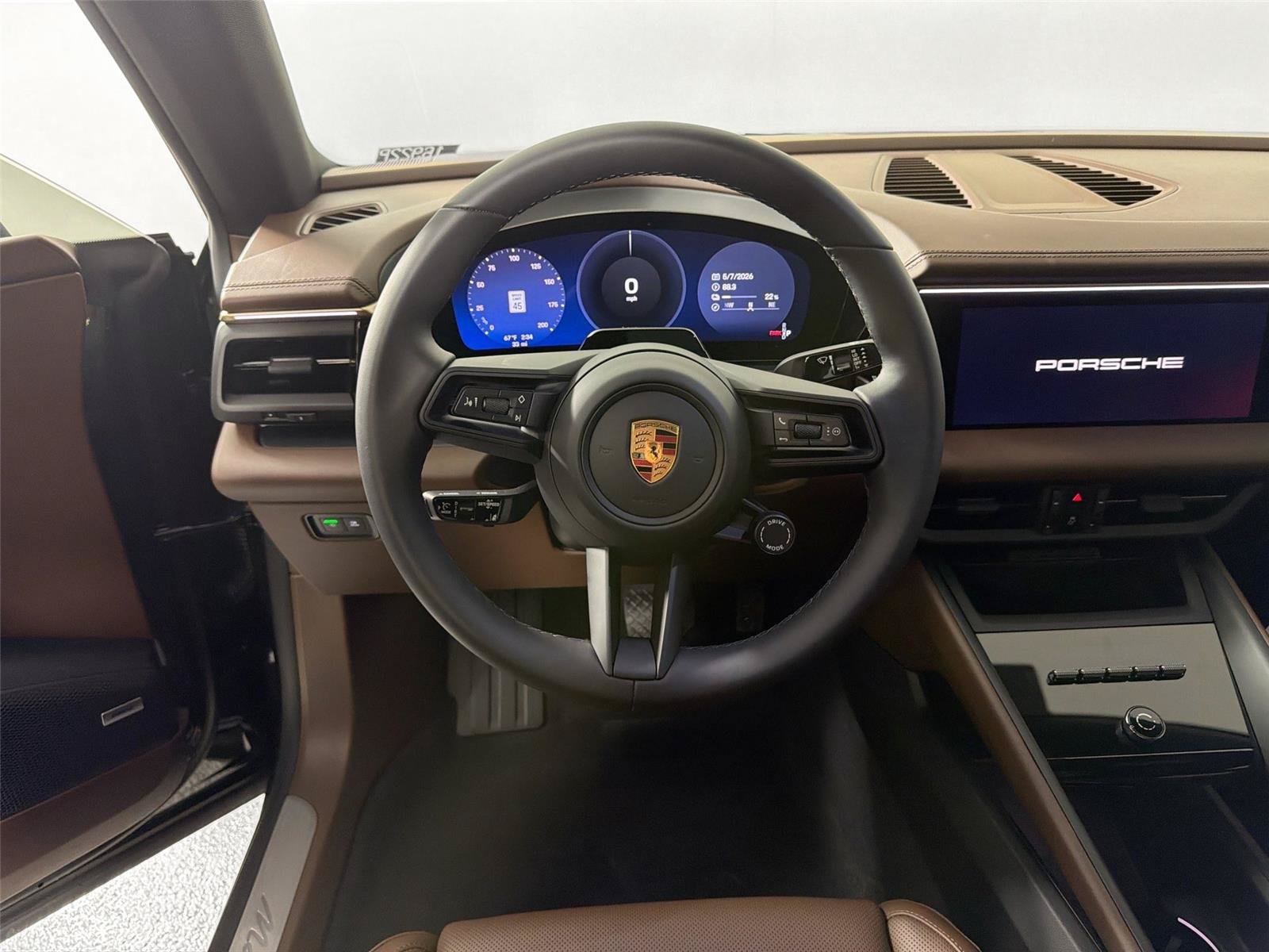 Certified 2026 Porsche Macan Electric RWD image 18