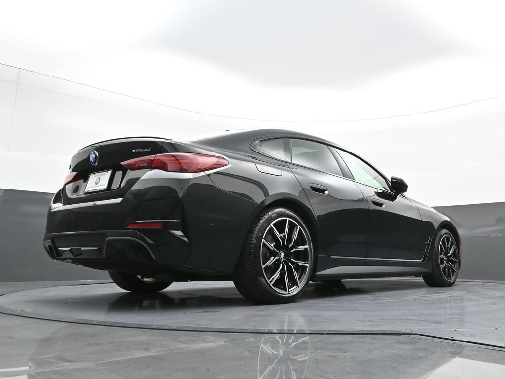 Used 2025 BMW i4 xDrive40i w/ M Sport Package image 29