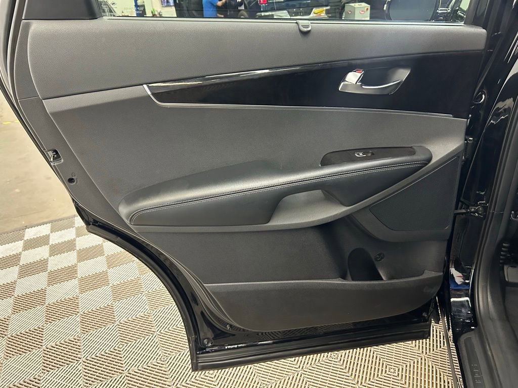 Used 2018 Kia Sorento EX FWD image 18