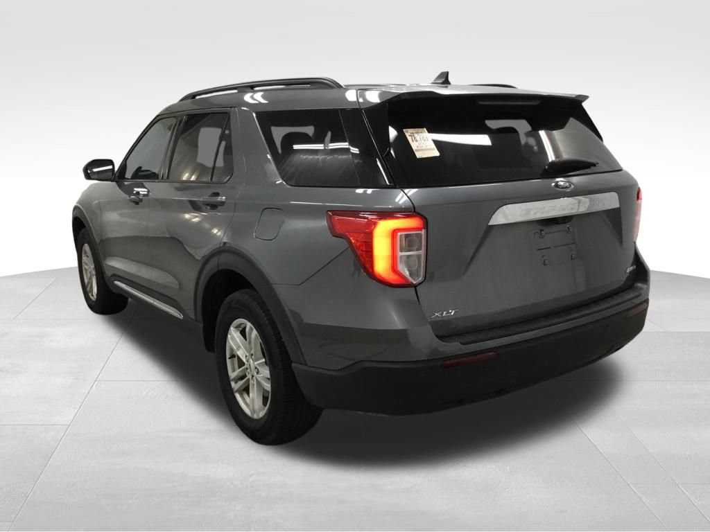 Used 2022 Ford Explorer XLT image 14