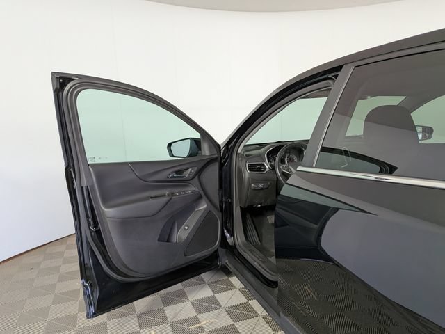 Used 2024 Chevrolet Equinox LT w/ LPO, Floor Liner Package FWD image 13