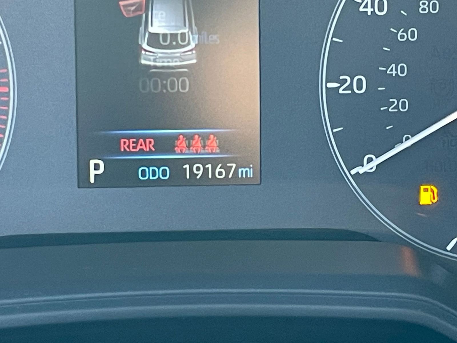 Used 2025 Toyota Corolla Cross LE image 40