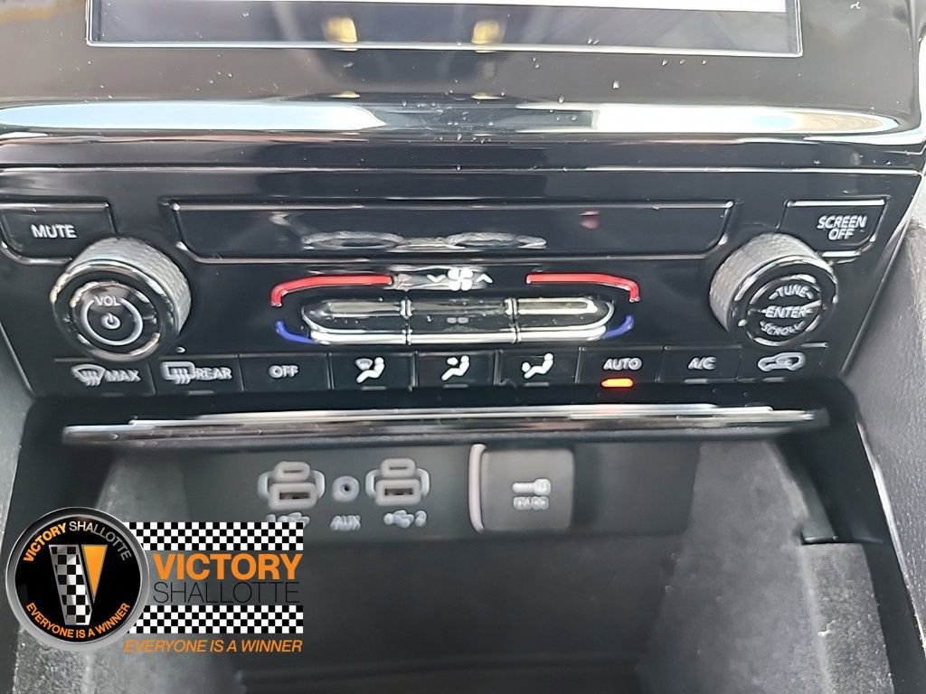 Certified 2023 Jeep Grand Cherokee Laredo image 5