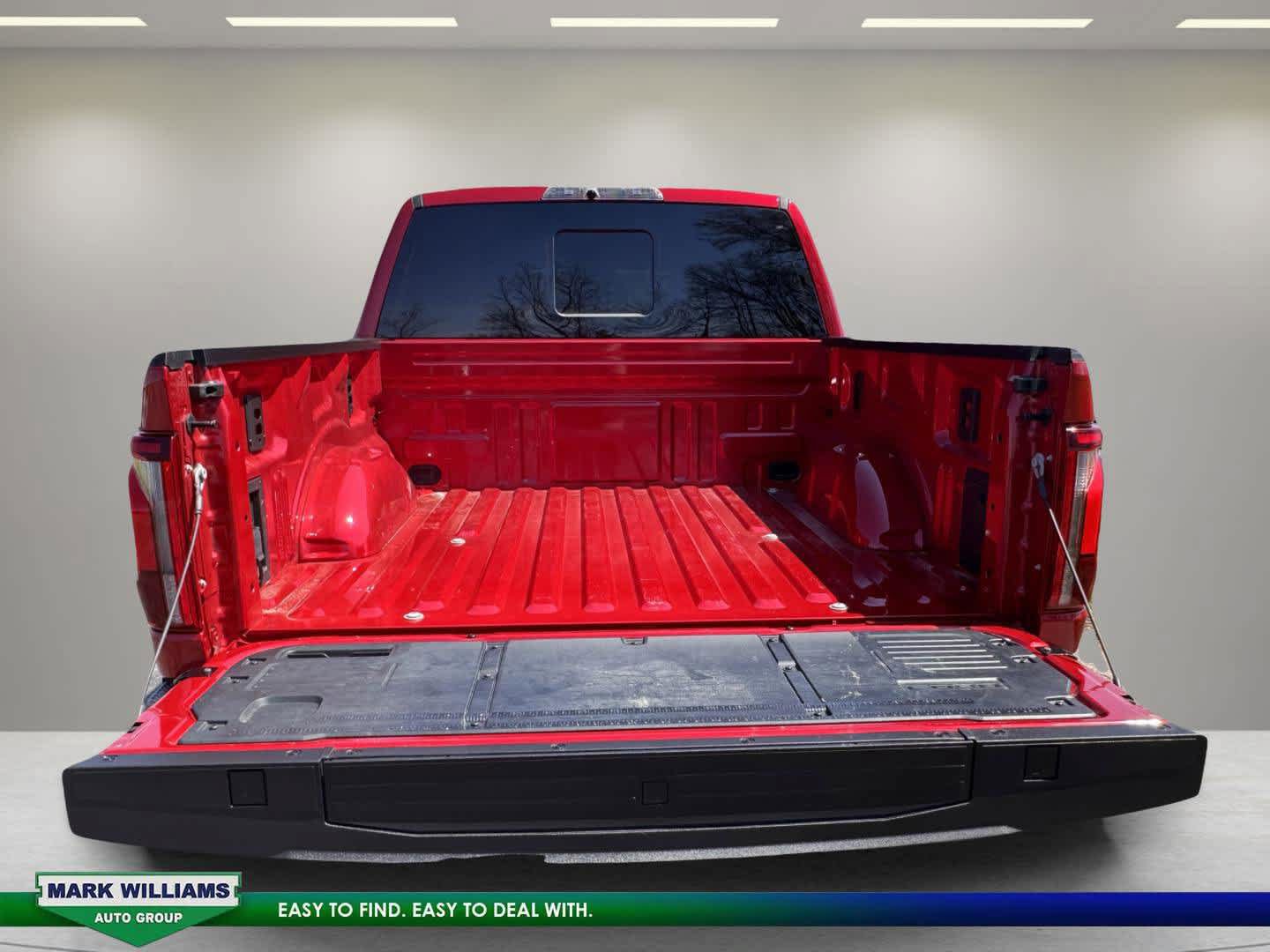 Used 2025 Ford F150 Raptor AWD/4WD image 40