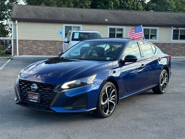 Used 2023 Nissan Altima 2.5 SR