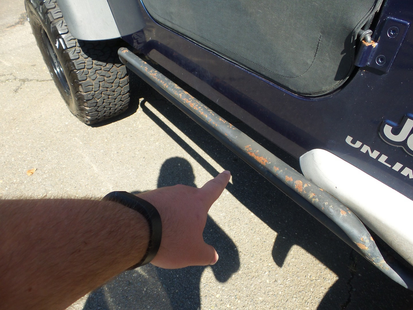 Used 2005 Jeep Wrangler Unlimited w/ Security Group AWD/4WD image 30