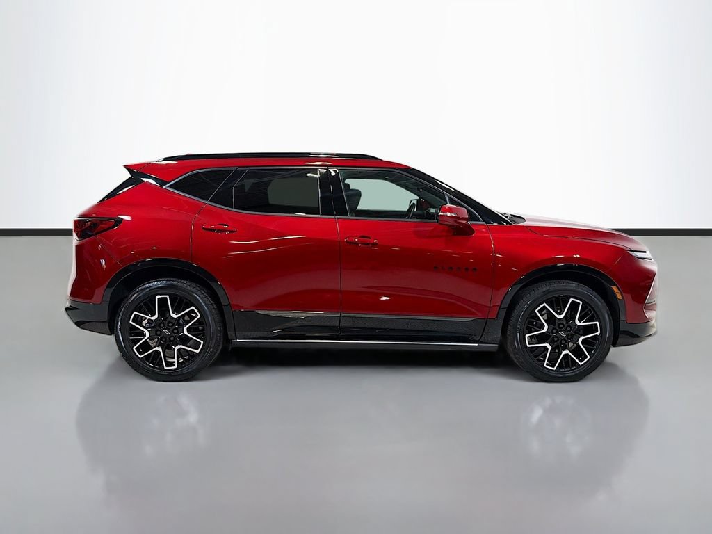 Used 2025 Chevrolet Blazer RS w/ Driver Confidence II Package AWD/4WD image 10