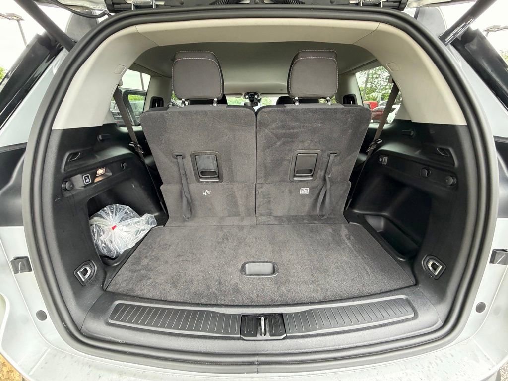 Certified 2021 Jeep Grand Cherokee L Laredo w/ Luxury Tech Group I AWD/4WD image 35
