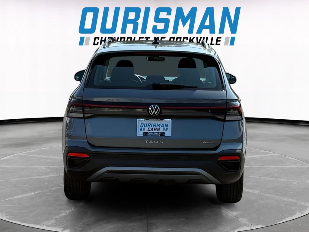 Used 2025 Volkswagen Taos S AWD/4WD image 5