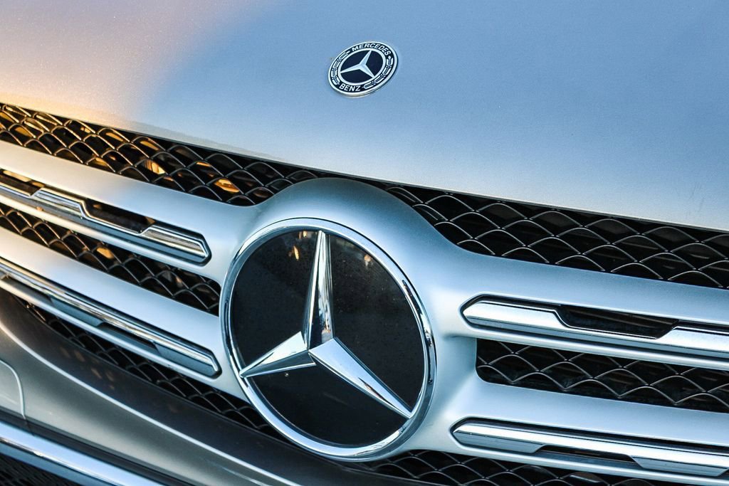 Used 2020 Mercedes-Benz GLC 300 image 6