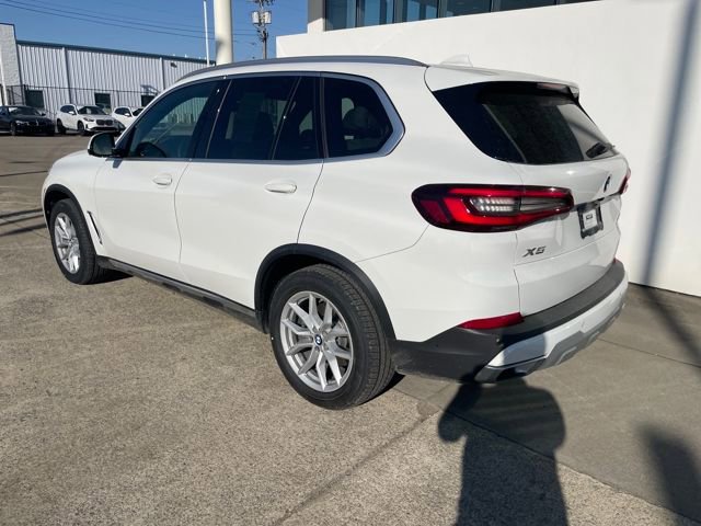 Used 2023 BMW X5 xDrive40i w/ Premium Package image 3