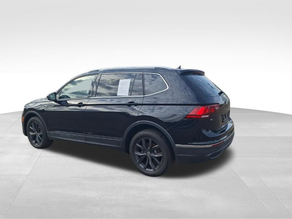 Used 2024 Volkswagen Tiguan SE AWD/4WD image 13