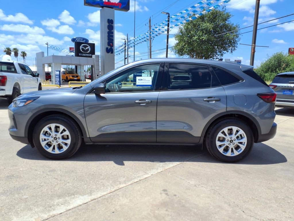 Used 2026 Ford Escape Active FWD image 5