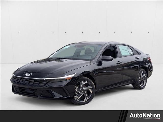 New 2025 Hyundai Elantra SEL image 1