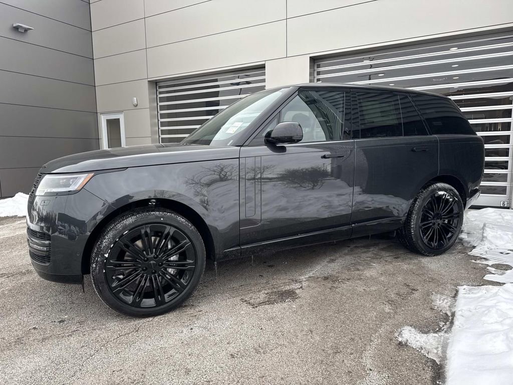 New 2026 Land Rover Range Rover SE image 3