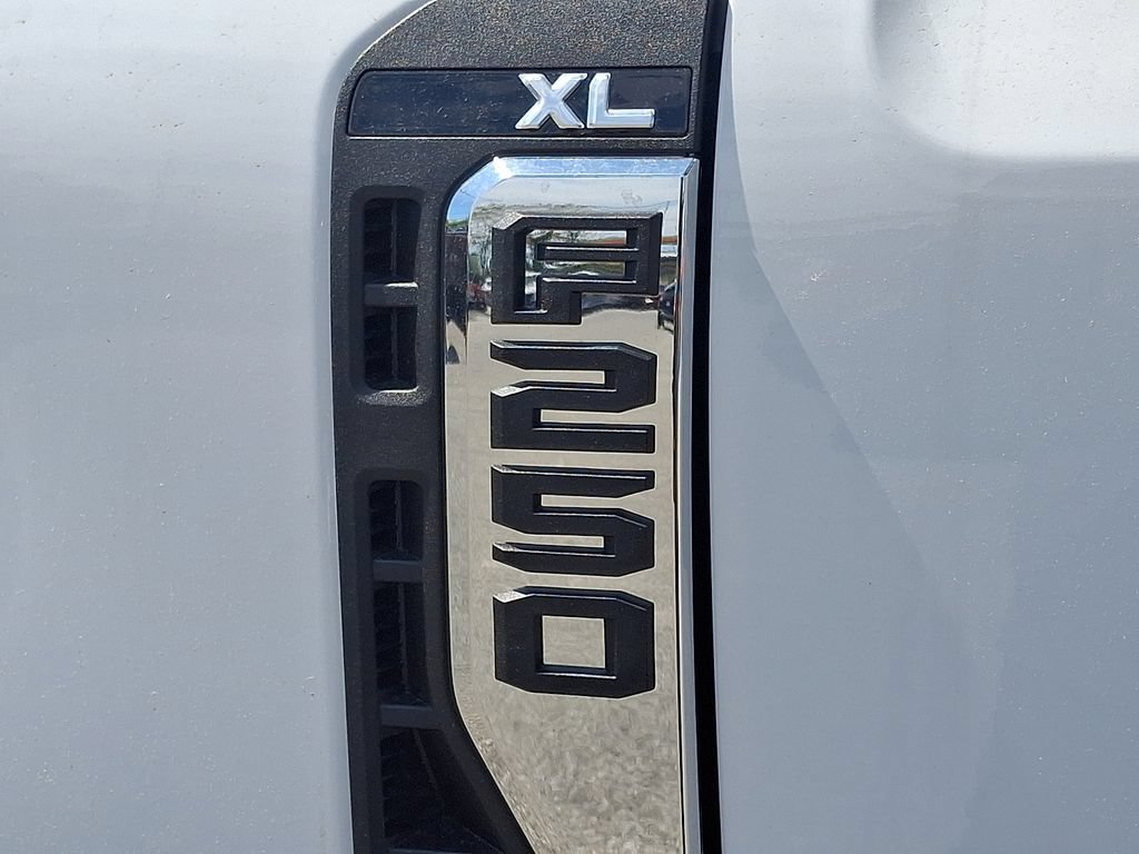 New 2026 Ford F250 XL AWD/4WD image 12