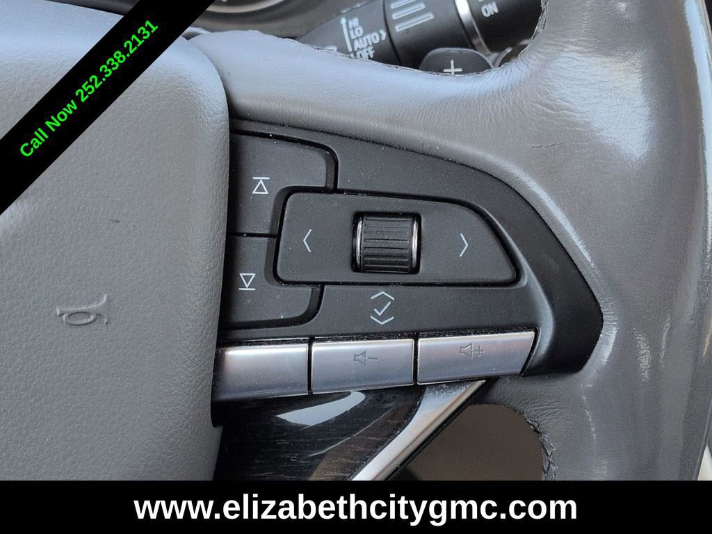 Used 2022 Cadillac XT6 Premium Luxury image 26