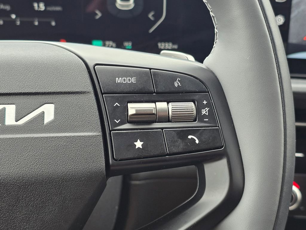 Used 2025 Kia EV6 Light w/ Light LR Technology Package image 33