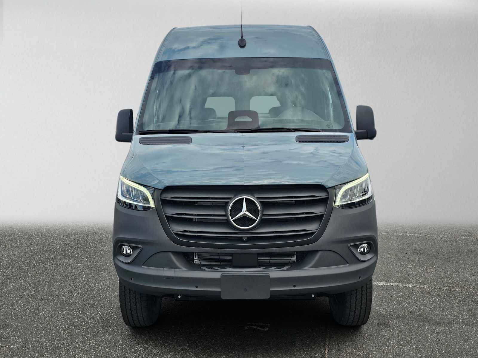 New 2026 Mercedes-Benz Sprinter 2500 image 8