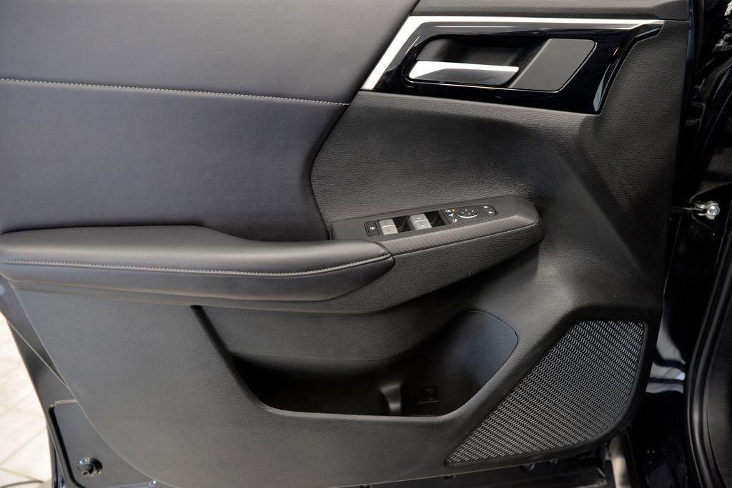 Used 2024 Mitsubishi Outlander SE image 14